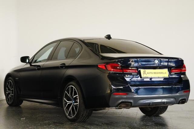 BMW 5-SERIE 545e xDrive M-Sport / Leder / Navi / Carplay / DAB / Harman Kardon