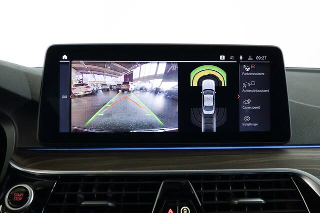 BMW 5-SERIE 545e xDrive M-Sport / Leder / Navi / Carplay / DAB / Harman Kardon