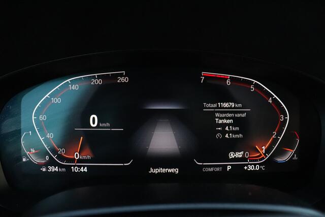 BMW 5-SERIE Touring 520i High Executive Edition | LEDER | MEMORY | PANO | STOELVERWARMING | HEAD-UP | VIRTUAL COCKPIT | PDC | CRUISE | NAVI | TREKHAAK |