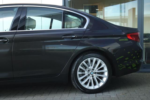 BMW 5-SERIE 520d High Executive