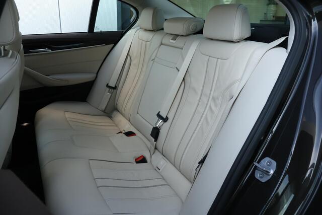 BMW 5-SERIE 520d High Executive