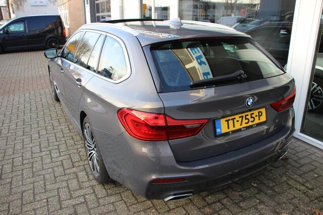 BMW 5-SERIE Touring 530d High Executive