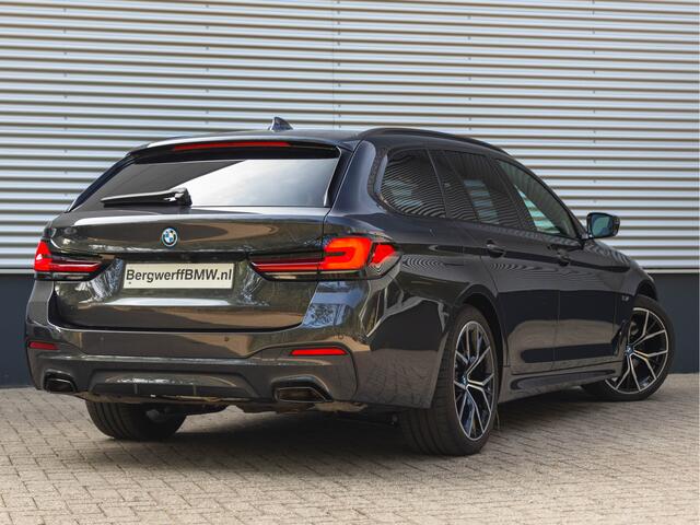 BMW 5-SERIE Touring 530e M-Sport - Harman Kardon - Driving Ass Prof - 2x TV - Trekhaak - Head-Up