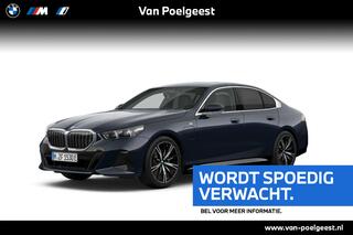 bmw-5-serie-sedan-530e-innovation-p