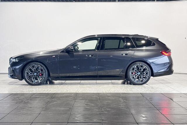 BMW 5-SERIE Touring 530e Innovation Pack M Sportpakket Pro Aut. - Beschikbaar vanaf: Mei 2025