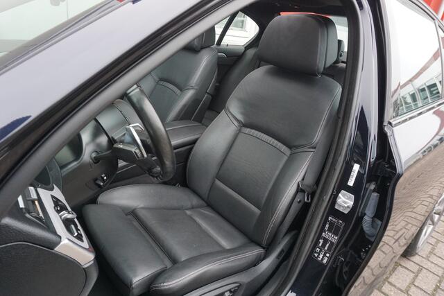 BMW 5-SERIE M550xd | HUD | ACC | Panorama | Softclose | Camera | Harman/Kardon |