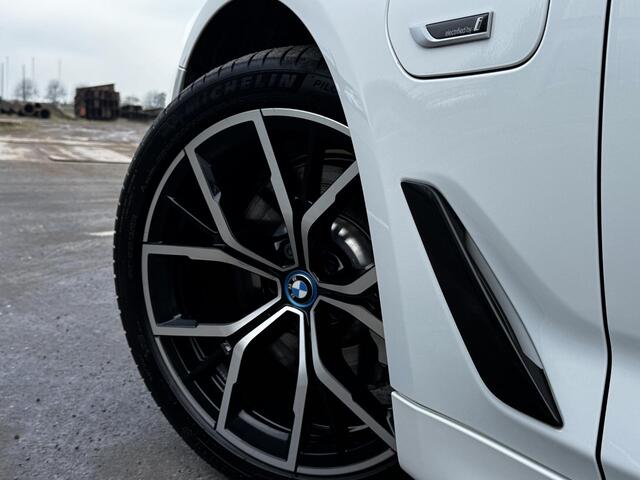 BMW 5-SERIE Touring 530e Business Edition Plus