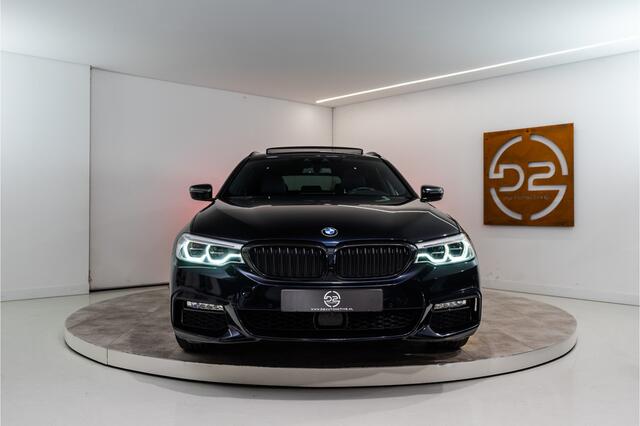 BMW 5-SERIE Touring 540i xDrive High Executive M-Sport 340PK NL AUTO+NAP | VOL OPTIE! 12 MND Garantie