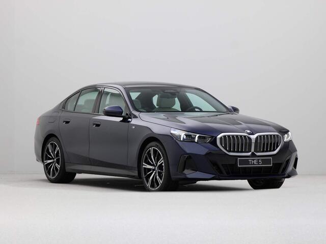 BMW 5-SERIE 520i Innovation M-Sport