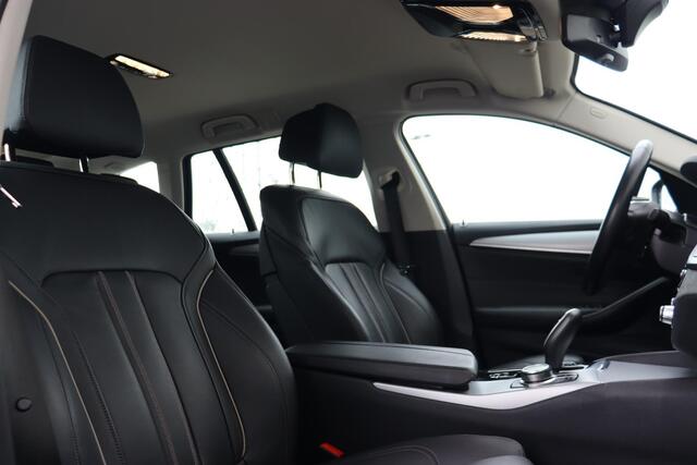 BMW 5-SERIE Touring 520e Business Edition Plus Comfortstoelen/ verwarmde voorstoelen