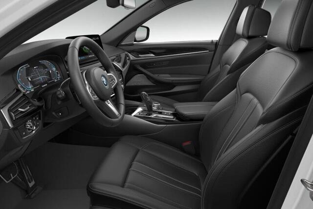 BMW 5-SERIE Touring 530e Innovation Pack M Sportpakket Pro Aut. - Verwacht: Maart 2025