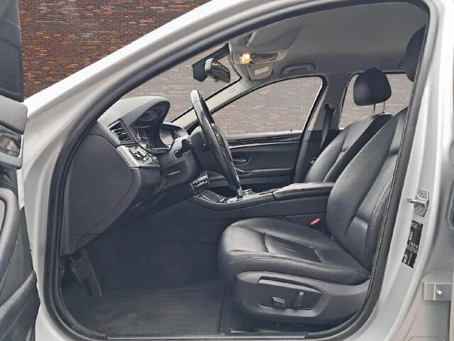 BMW 5-SERIE Touring 518d LEDER XENON NAVIGATIE LMV CRUISE