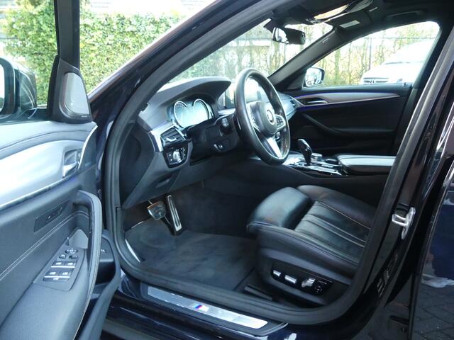 BMW 5-SERIE 520d M-performance / Schuifdak