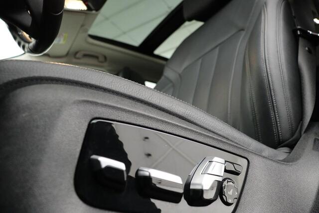 BMW 5-SERIE 520i High Executive Edition | Panoramadak | Trekhaak | Leder | Camera | Stoelverwarming | Carplay | Memory | Comfortstoelen | Full LED | Live Cockpit