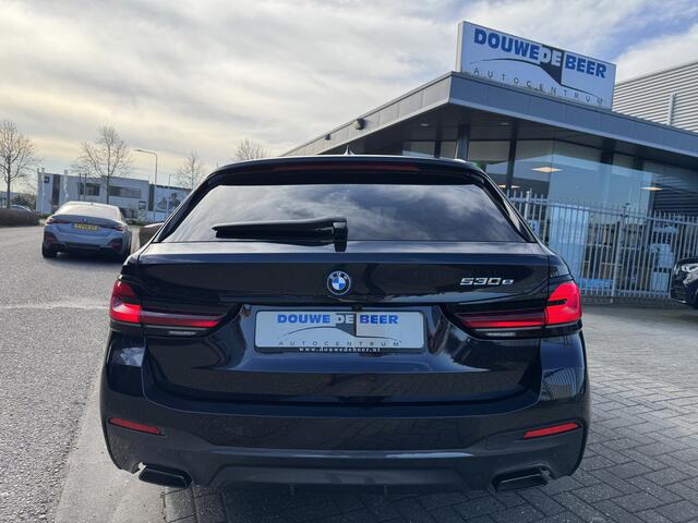 BMW 5-SERIE Touring 530e M-Sport Pano-Dak | Driving assistant prof. | Stoelverw. | Camera |