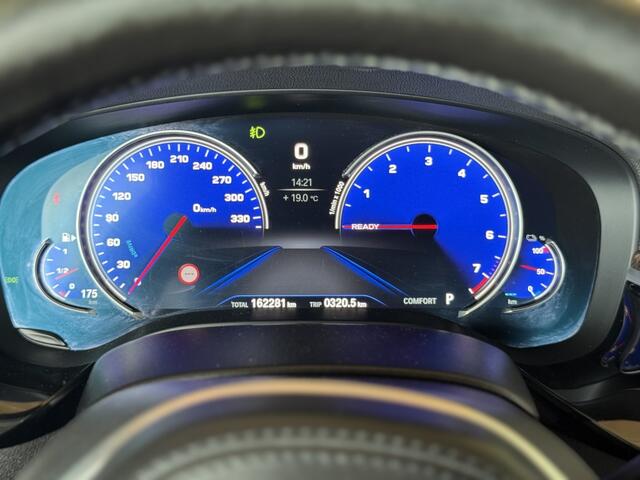 BMW 5-SERIE 530e iPerf High Exe SCHUIFDAK M-Pakket 20inch
