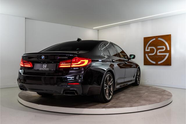 BMW 5-SERIE M550i xDrive High Executive M-Sport 463PK | VOL opties! 12 MND Garantie
