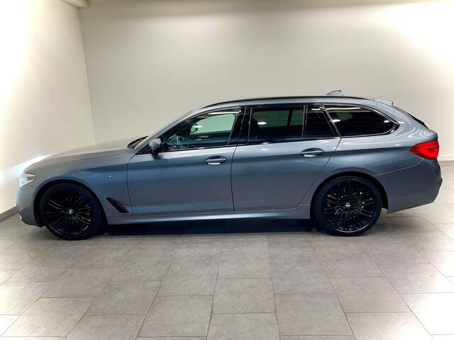 BMW 5-SERIE Touring 520i High Executive l M Sport l Schadowline l 19 inch l