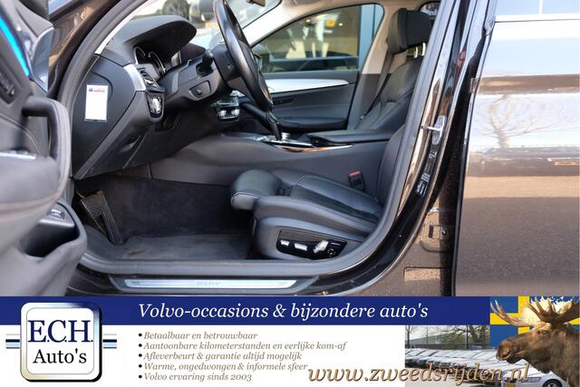 BMW 5-SERIE Touring 520d Aut. High Executive, Comfortstoelen + massage, Panoramadak, Trekhaak