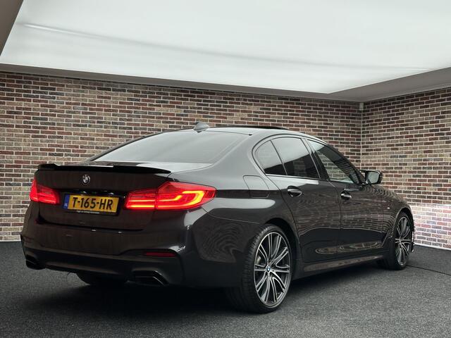BMW 5-SERIE 540i High Executive | Dak| Head-up| H/K| Luxe leder|