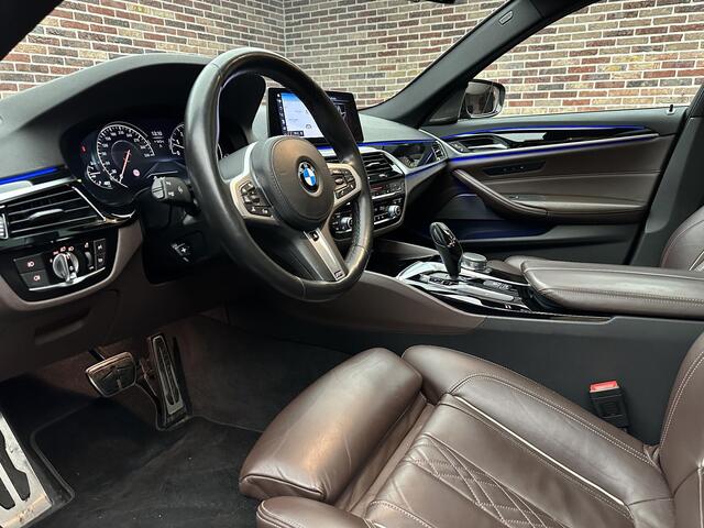 BMW 5-SERIE 540i High Executive | Dak| Head-up| H/K| Luxe leder|