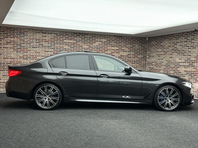 BMW 5-SERIE 540i High Executive | Dak| Head-up| H/K| Luxe leder|