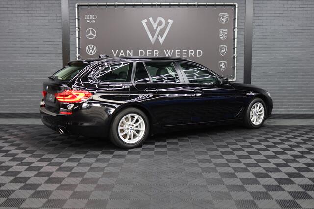 BMW 5-SERIE Touring 530i High Executive | Leer | Elektrisch bedienbare achterklep |