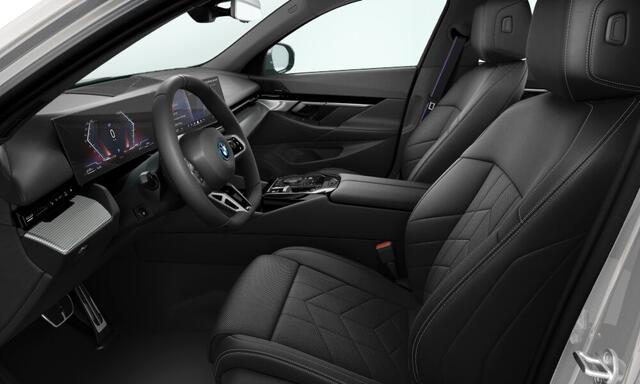 BMW 5-SERIE Sedan 530e | M-Sport Pro | 21'' | Panorama | Harman/Kardon | Elek. Trekhaak