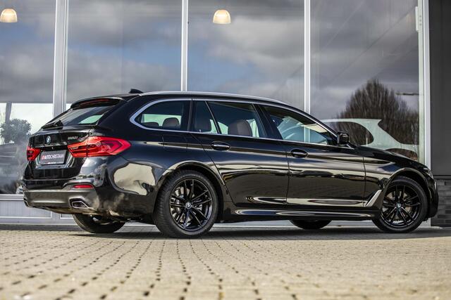 BMW 5-SERIE Touring 520i Corporate Lease High Executive | M-Sport | 360° | PANO | HUD
