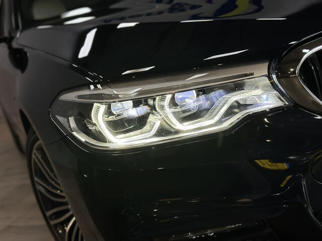 BMW 5-SERIE Touring 520i High Executive Edition M Sport | Airco ECC | LED | Panorama | Leder | Camera | Sfeer | Apple Carplay | Isofix | NAP |