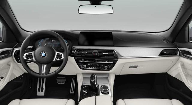 BMW 5-SERIE 530e M-Sport | Schuifdak | Head Up | Comfort Zetels