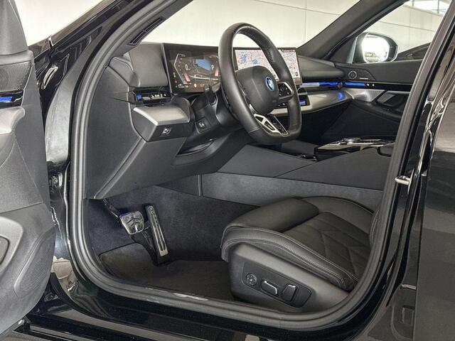 BMW 5-SERIE Sedan 530e M Sport Edition
