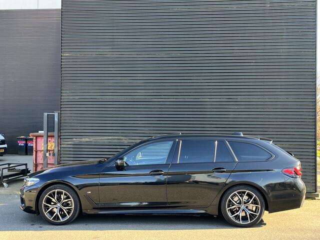 BMW 5-SERIE Touring 520d xDrive High Executive
