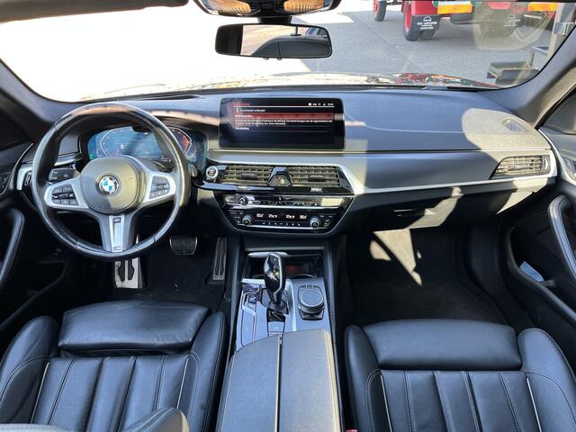 BMW 5-SERIE Touring 520d xDrive High Executive