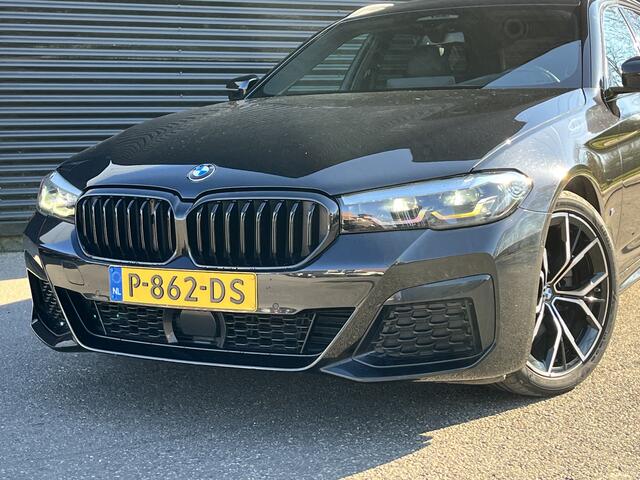 BMW 5-SERIE Touring 520d xDrive High Executive