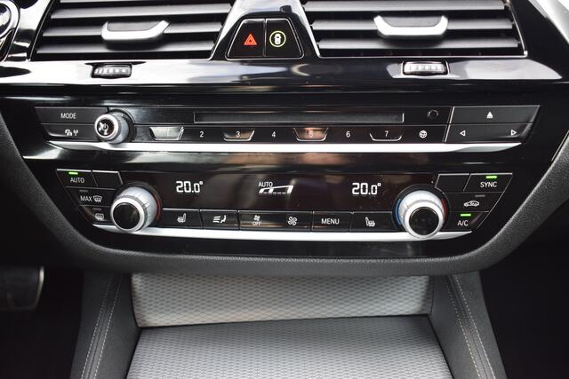 BMW 5-SERIE 520i Automaat High Executive M-Sport LED | Zwart Leder | Elek. Stoelen | 18 Inch LMV | Full Map Navi