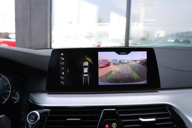 BMW 5-SERIE 530i High Executive Edition | 252 PK | LEDER | STOELVERW. | MEMORY | SCHUIFDAK | CAMERA | TREKHAAK | NAVI | CRUISE |