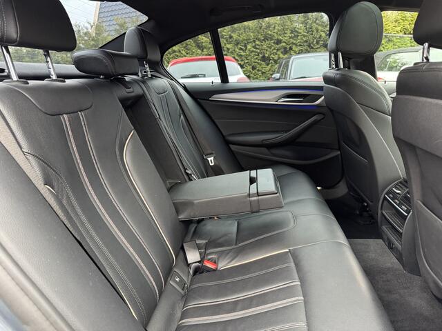 BMW 5-SERIE 520d High Exe M-Sport Aut. Schuifdak | Trekhaak | Camera
