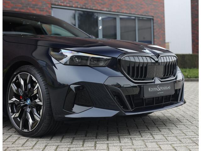 BMW 5-SERIE Touring 530e *M-Sport Pro*Pano*HUD*H/K*Trekhaak*
