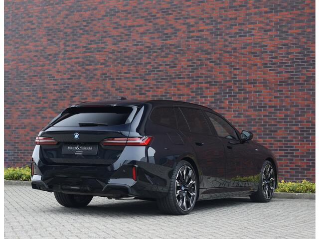 BMW 5-SERIE Touring 530e *M-Sport Pro*Pano*HUD*H/K*Trekhaak*