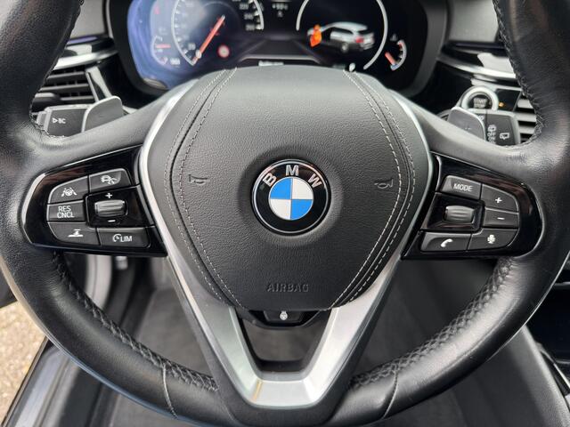 BMW 5-SERIE Touring 530d High Executive Pano/HU/Leer/ACC/Cam