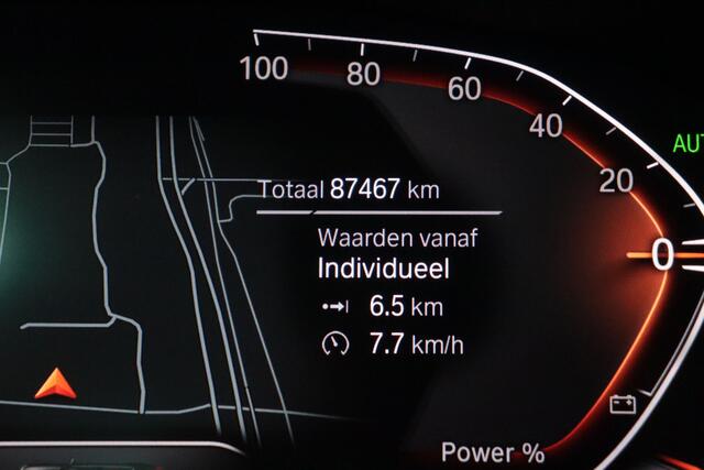 BMW 5-SERIE Touring 520i Business Edition Plus | NAVI | CLIMA | CAMERA + PDC | STOELVERW+GEHEUGEN | LED |