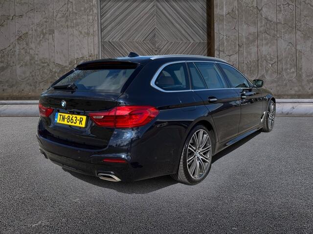 BMW 5-SERIE Touring 530d High Executive M Sportpakket