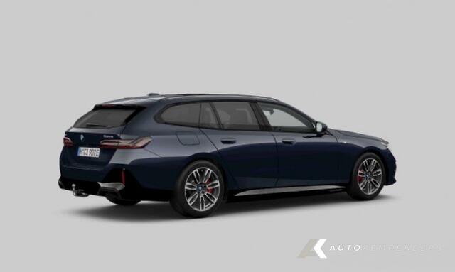 BMW 5-SERIE 530e xDrive M Sport Pro | Panorama | 360° | Head-Up | H/K | Iconic | Trekhaak | Driving Ass. Plus |