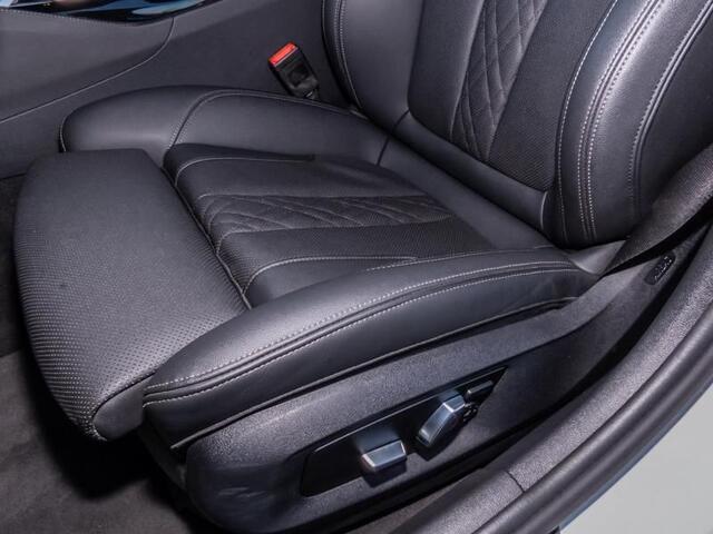 BMW 5-SERIE Touring 530e M-SPORT ** LASER, LEDER, PANORAMA, TREKH, HuD, H&K Sound ** ¤ 40.000,= onder NP - Ex. BMW-AG ** ** INFORMEER OOK NAAR ONZE AANTREKKELIJKE FINANCIAL-LEASE TARIEVEN **