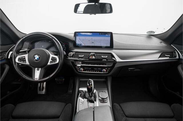 BMW 5-SERIE Touring 530e Business Edition Plus M-Sport-Panoramadak|Alcantara|Trekhaak|Shadowline