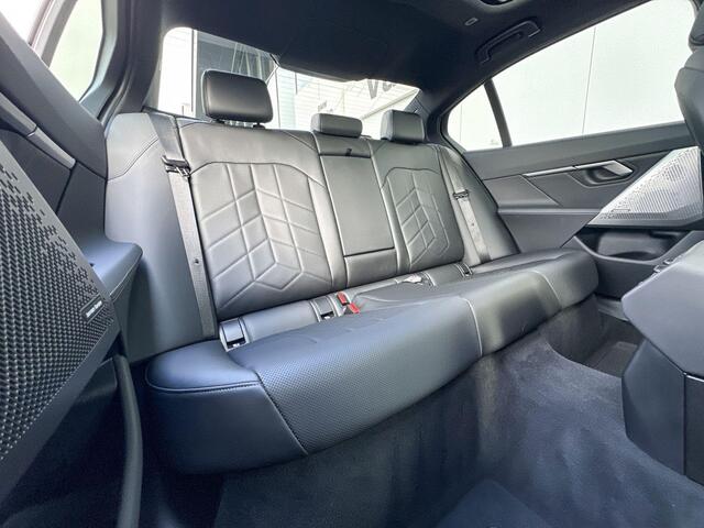 BMW 5-SERIE Sedan 530e M Sport Edition