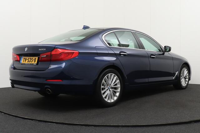BMW 5-SERIE 520i Corporate Lease Executive Elektr. Trekhaak Cruise 360* Camera
