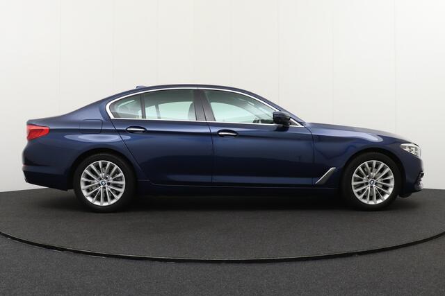 BMW 5-SERIE 520i Corporate Lease Executive Elektr. Trekhaak Cruise 360* Camera