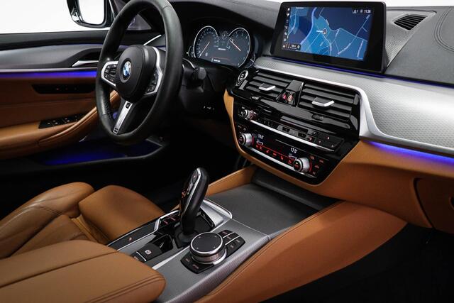 BMW 5-SERIE M550i xDrive High Executive | HEAD UP | SOFTCLOSE | BOWERS & WILIKINS | 20"